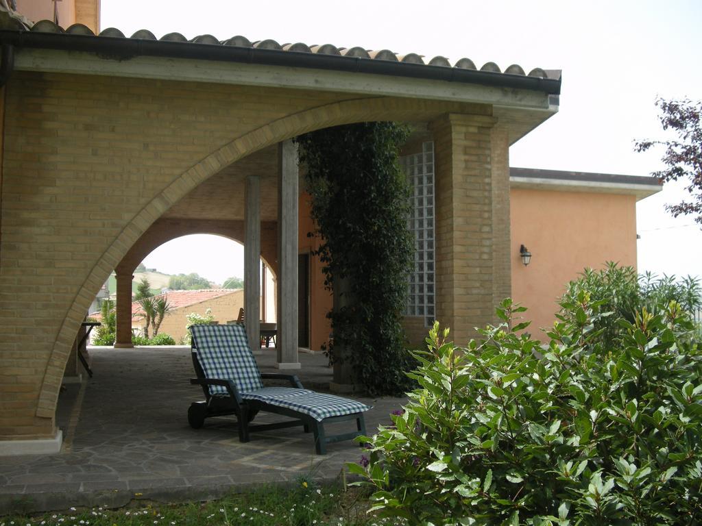 Bed And Breakfast San Martino Castignano Buitenkant foto