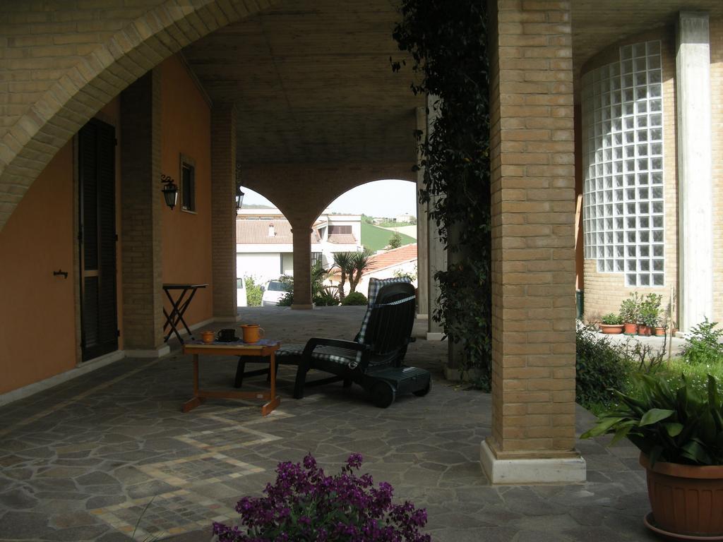 Bed And Breakfast San Martino Castignano Buitenkant foto