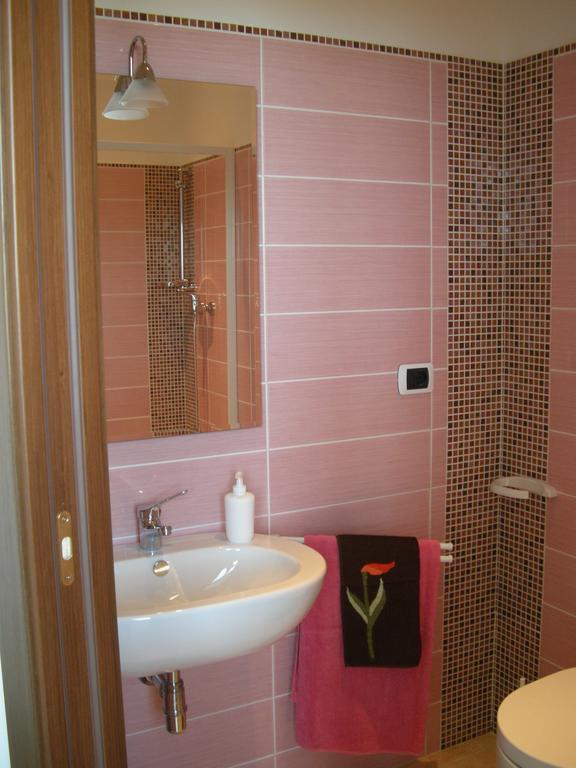 Bed And Breakfast San Martino Castignano Kamer foto