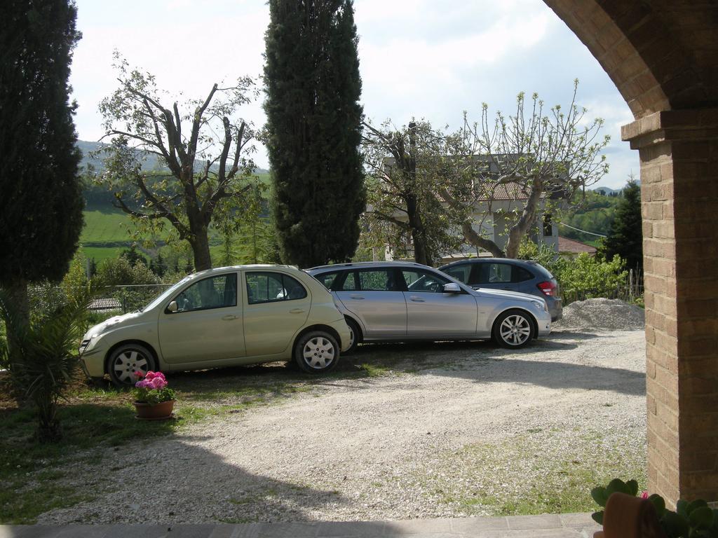 Bed And Breakfast San Martino Castignano Buitenkant foto